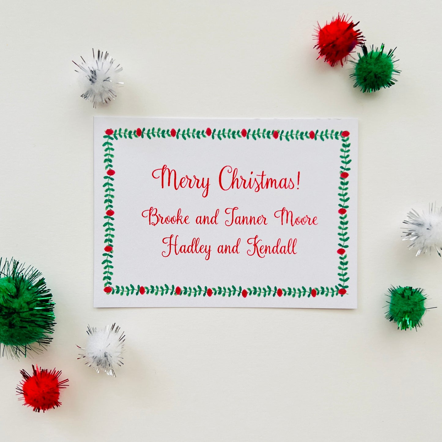 Green Dot Vine Border Holiday Enclosure Card