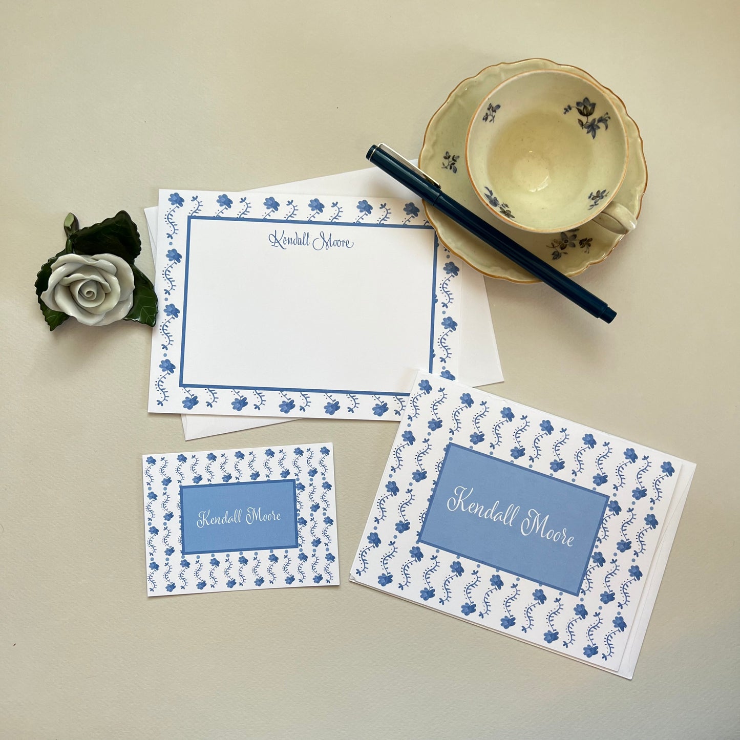 Blue Vine Stationery Set